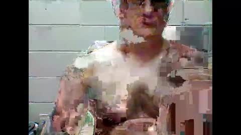 Snapshot of redstone700xxx chatting on February 18, 6:37 pm redstone700xxx online show from February 18, 6:37 pm