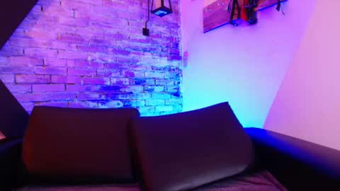 Snapshot of redvelvet7_ chatting on September 28, 12:10 pm online show from September 28, 12:10 pm