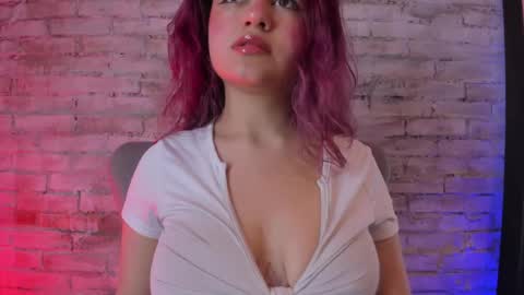   online show from May 10, 12:43 pm