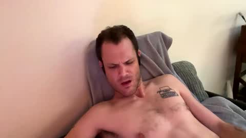 Snapshot of reed_thomas chatting on September 19, 5:53 am Reed Thomas online show from September 19, 5:53 am