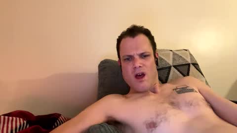 Snapshot of reed_thomas chatting on February 3, 3:59 am Reed Thomas online show from February 3, 3:59 am