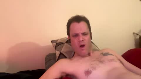 Snapshot of reed_thomas chatting on February 16, 6:09 am Reed Thomas online show from February 16, 6:09 am