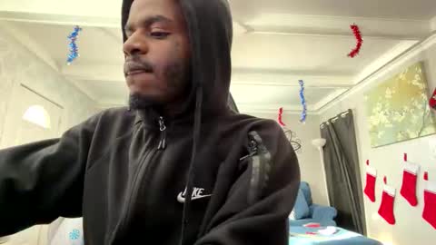 Snapshot of reekanddes chatting on December 16, 3:28 pm reekanddes online show from December 16, 3:28 pm