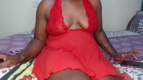Snapshot of reem_wonder chatting on September 16, 12:39 pm Reem online show from September 16, 12:39 pm