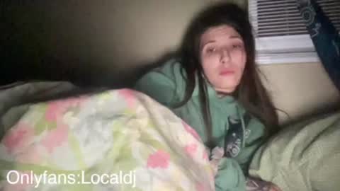 reeteeeesg online show from January 4, 9:10 am