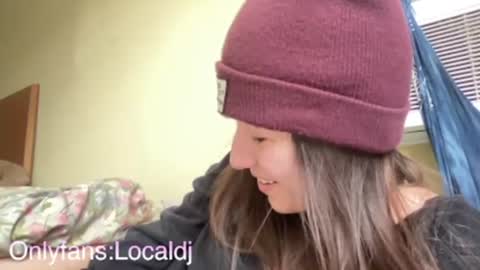 reeteeeesg online show from January 16, 3:56 pm