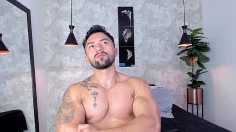 Snapshot of regan_pearson chatting on February 4, 3:22 am Regan online show from February 4, 3:22 am