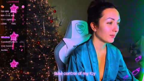 Snapshot of reggiemeow chatting on January 11, 10:51 am reggieMeow online show from January 11, 10:51 am