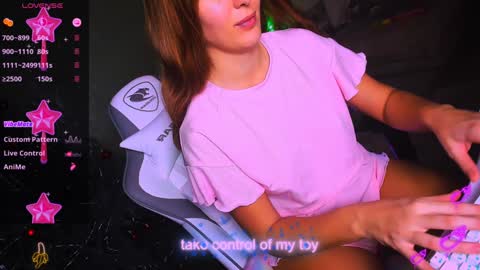 Snapshot of reggiemeow chatting on January 26, 11:39 am reggieMeow online show from January 26, 11:39 am