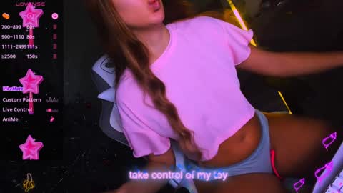 Snapshot of reggiemeow chatting on January 27, 3:15 am reggieMeow online show from January 27, 3:15 am