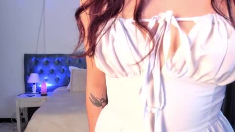 Snapshot of regina_blum chatting on September 27, 12:54 pm Regina online show from September 27, 12:54 pm