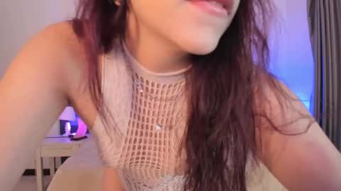 Snapshot of regina_blum chatting on October 20, 12:27 pm Regina online show from October 20, 12:27 pm