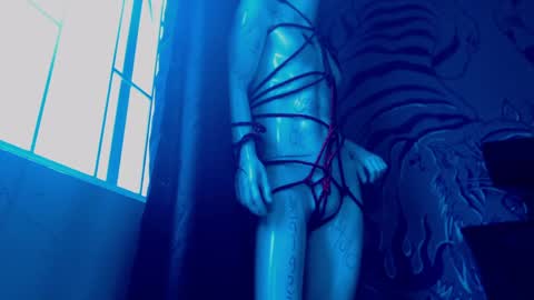 Snapshot of regina_iris chatting on May 9, 11:04 am Regina online show from May 9, 11:04 am