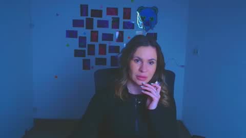 Snapshot of regina_na chatting on March 17, 6:06 am Regina online show from March 17, 6:06 am