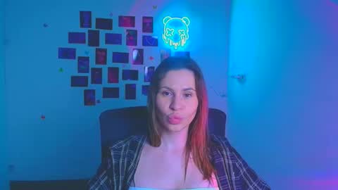 Snapshot of regina_na chatting on March 27, 6:19 am Regina online show from March 27, 6:19 am