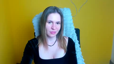 Snapshot of regina_na chatting on March 30, 11:22 am Regina online show from March 30, 11:22 am