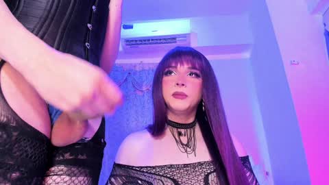 reginarose online show from January 21, 7:04 am