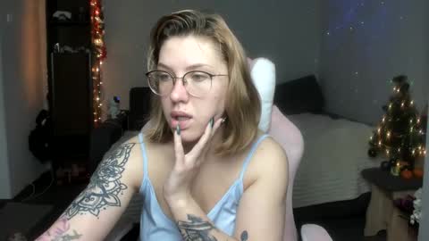 Regina online show from January 3, 2:54 am