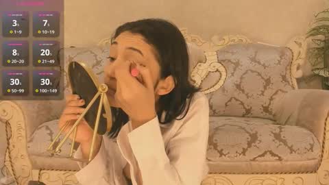 Rei online show from October 31, 4:02 am