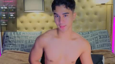 Snapshot of reidalert69 chatting on January 6, 2:15 am reidalert69 online show from January 6, 2:15 am