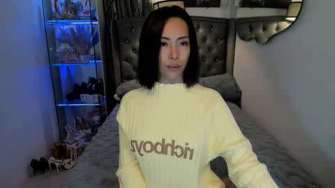 reighnempress online show from December 2, 2:50 am