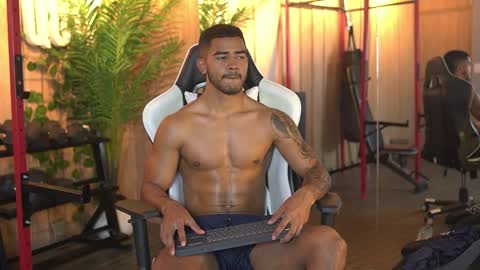 Reik online show from December 3, 12:14 pm