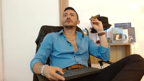   REIKO  online show from November 10, 3:55 pm