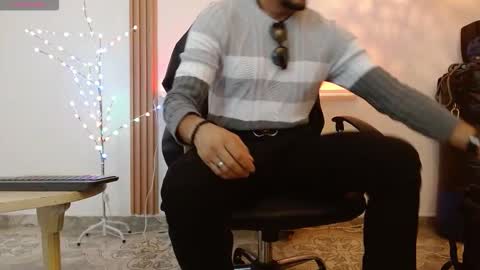   REIKO  online show from January 16, 3:49 pm