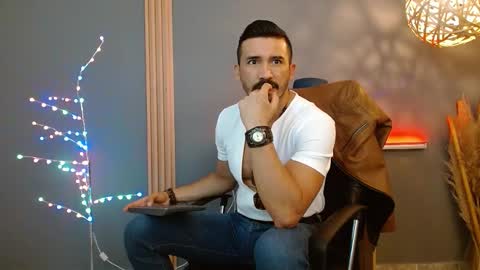   REIKO  online show from February 7, 7:28 pm