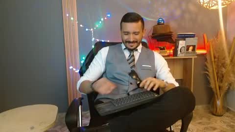   REIKO  online show from April 3, 2:26 pm