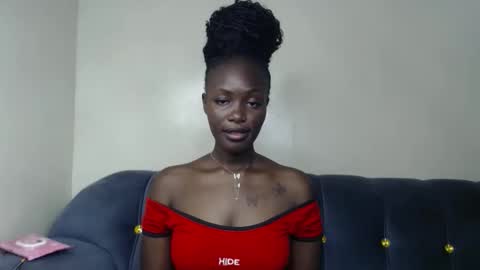 reina_lexi online show from May 14, 11:44 pm