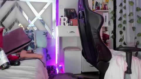 Reina online show from January 15, 10:06 am