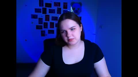 Reina online show from March 15, 6:52 am