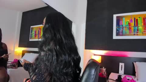 Miah online show from September 19, 3:52 am