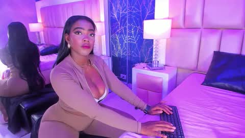 Miah online show from November 28, 12:08 pm