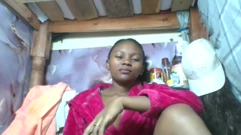 Snapshot of reinechi chatting on June 21, 6:16 am Reinechi online show from June 21, 6:16 am