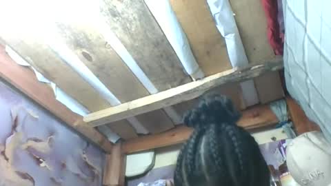Snapshot of reinechi chatting on June 25, 7:57 am Reinechi online show from June 25, 7:57 am