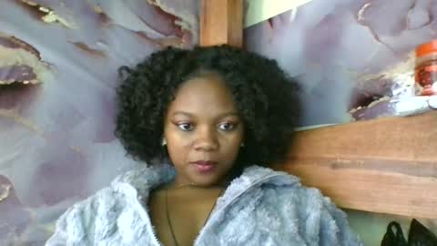 Snapshot of reinechi chatting on June 26, 9:25 am Reinechi online show from June 26, 9:25 am