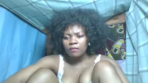 Snapshot of reinechi chatting on July 12, 6:32 pm Reinechi online show from July 12, 6:32 pm