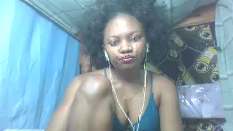 Snapshot of reinechi chatting on July 14, 5:56 am Reinechi online show from July 14, 5:56 am