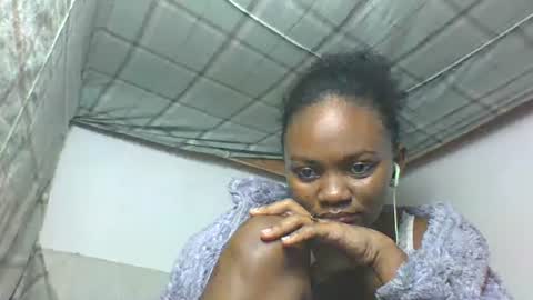 Snapshot of reinechi chatting on July 18, 8:29 am Reinechi online show from July 18, 8:29 am
