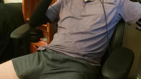 Snapshot of relyk90 chatting on October 2, 5:09 pm Relyk90 online show from October 2, 5:09 pm