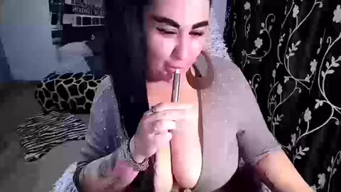 Snapshot of remarkablyass3 chatting on March 10, 8:47 pm Desyree online show from March 10, 8:47 pm