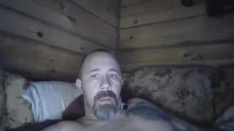 Snapshot of remington543 chatting on January 11, 3:44 am remington543 online show from January 11, 3:44 am