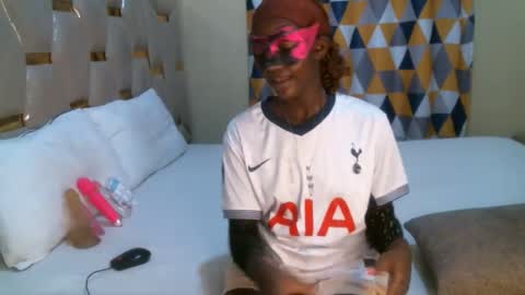 remmyqueen online show from May 14, 7:26 am