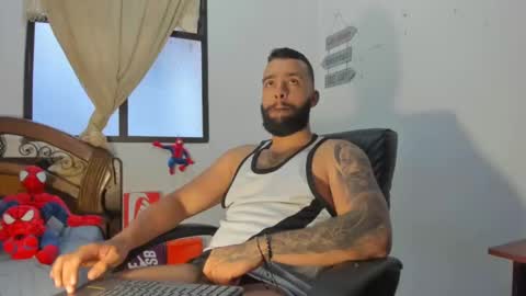 Snapshot of remy_sten chatting on December 20, 10:43 pm Rmy Steen online show from December 20, 10:43 pm
