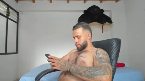 Snapshot of remy_sten chatting on January 14, 8:48 pm Rmy Steen online show from January 14, 8:48 pm