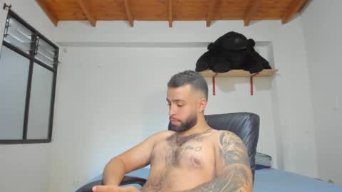 Snapshot of remy_sten chatting on January 23, 10:22 pm Rmy Steen online show from January 23, 10:22 pm