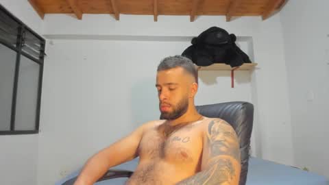 Snapshot of remy_sten chatting on January 24, 1:24 am Rmy Steen online show from January 24, 1:24 am