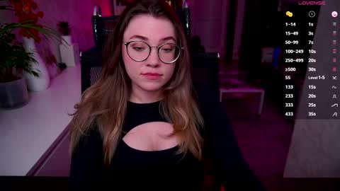Snapshot of remywild chatting on April 10, 9:52 pm RemyWild online show from April 10, 9:52 pm